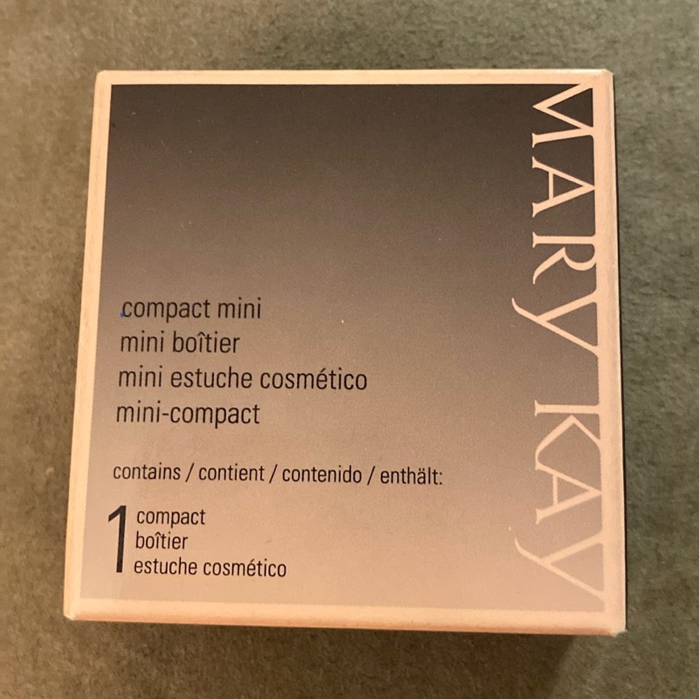 Mary Kay compact mini